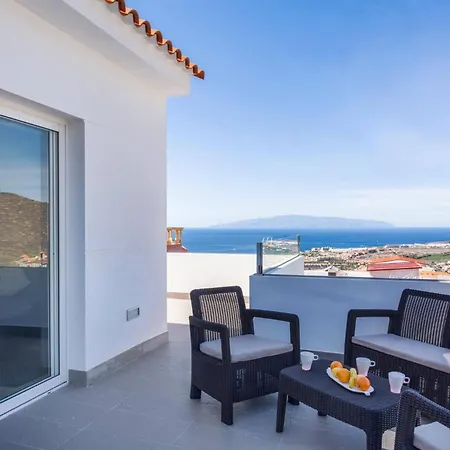 Villa Del Conde By *